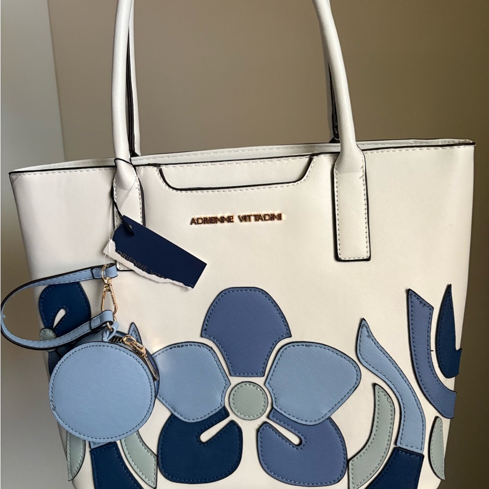 Adrienne Vittadini Blue and White Structured Tote